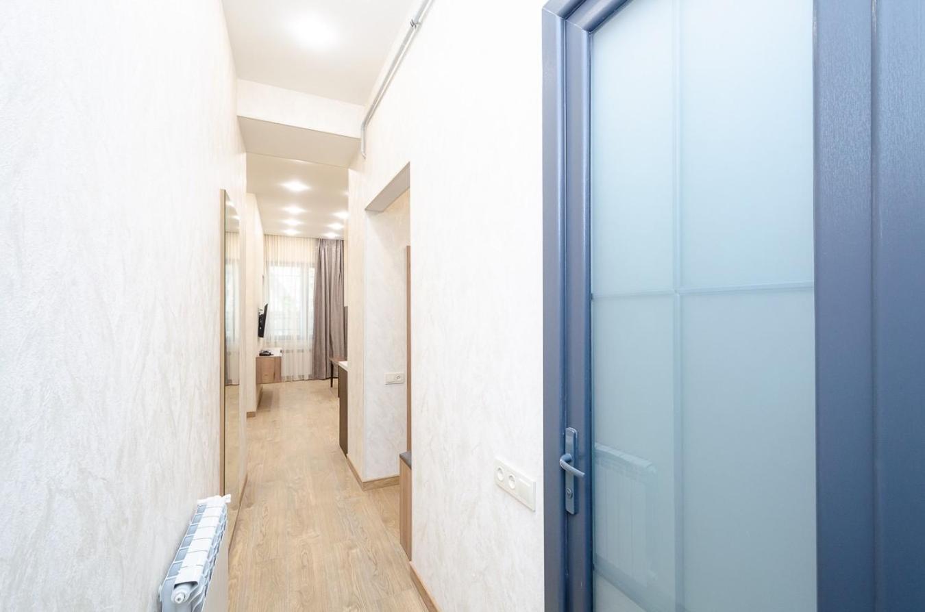 15. Double Room Apartaments With Fresh Style Ереван Экстерьер фото